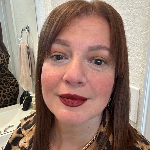 Meet your Posher, Mary - Picture 2 of 3